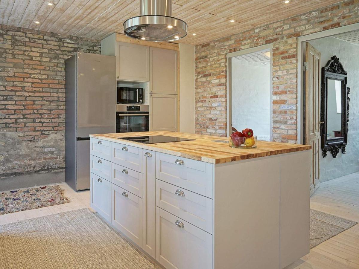 6 Person Holiday Home In Сванеке Экстерьер фото