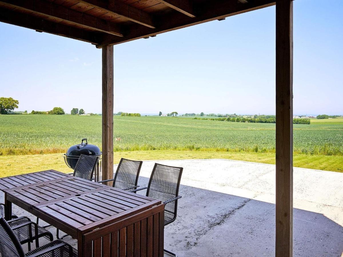 6 Person Holiday Home In Сванеке Экстерьер фото